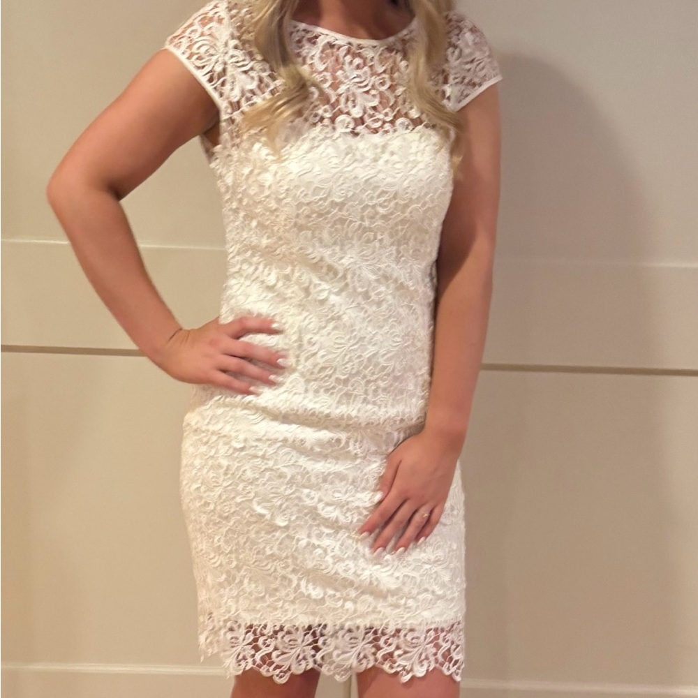 Adrianna Papell Cream and White Dress